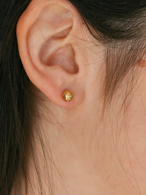 Clous d'oreilles Baccara doré