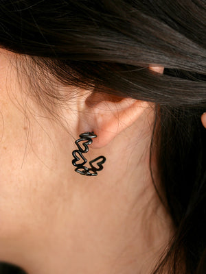 Clous d'oreilles Ébène