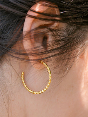 Clous d'oreilles Pyrgos doré