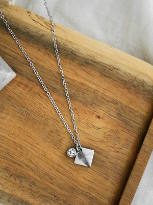 Collier SHE IS Classy