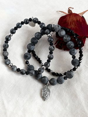 Ensemble Dark Romance