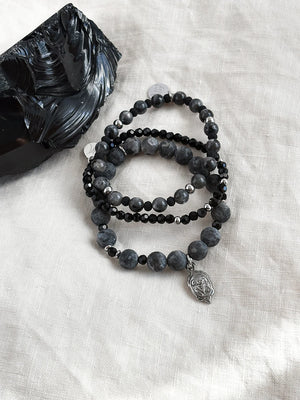 Ensemble Dark Romance