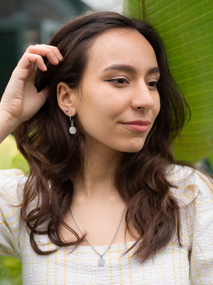 Clous d'oreilles Cassis argent