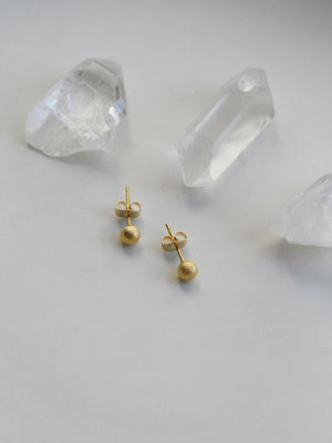 Clous d'oreilles Cassis doré