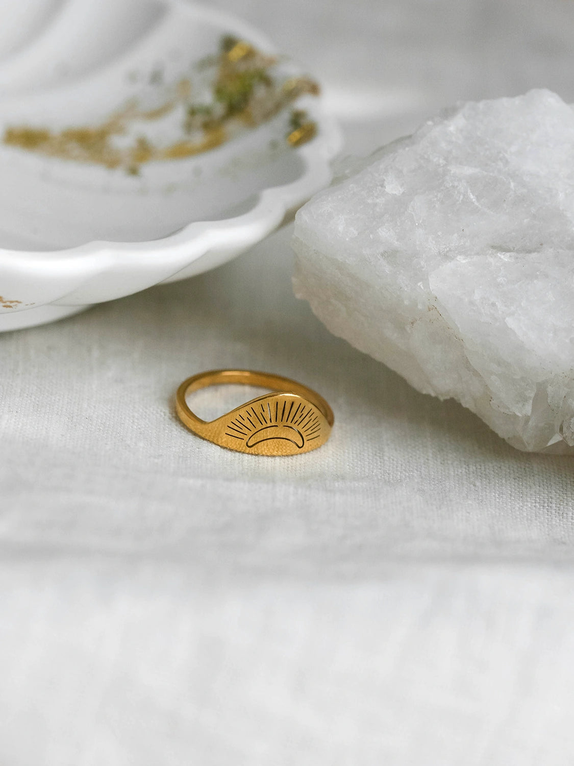 Gold Vida Ring