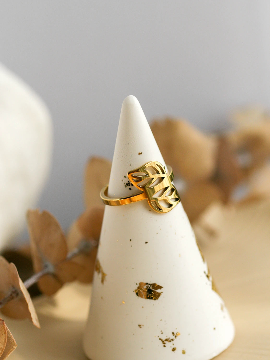 Gold Floralis Ring
