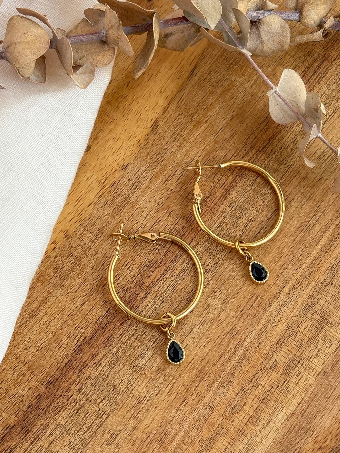 Clous d'oreilles Epure doré