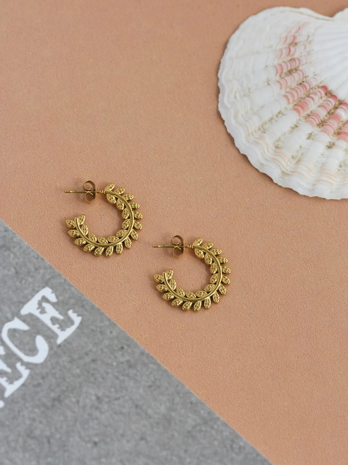 Clous d'oreilles Fylla doré