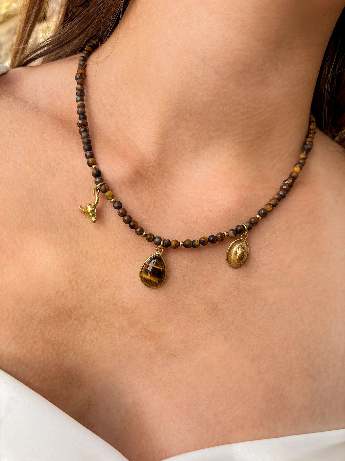 Collier Bronco