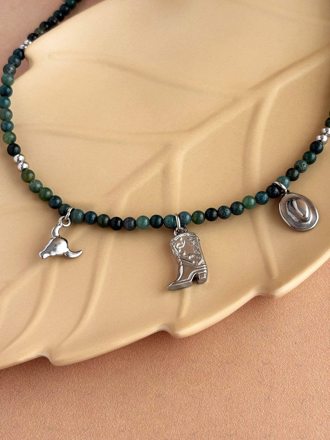 Collier Dust