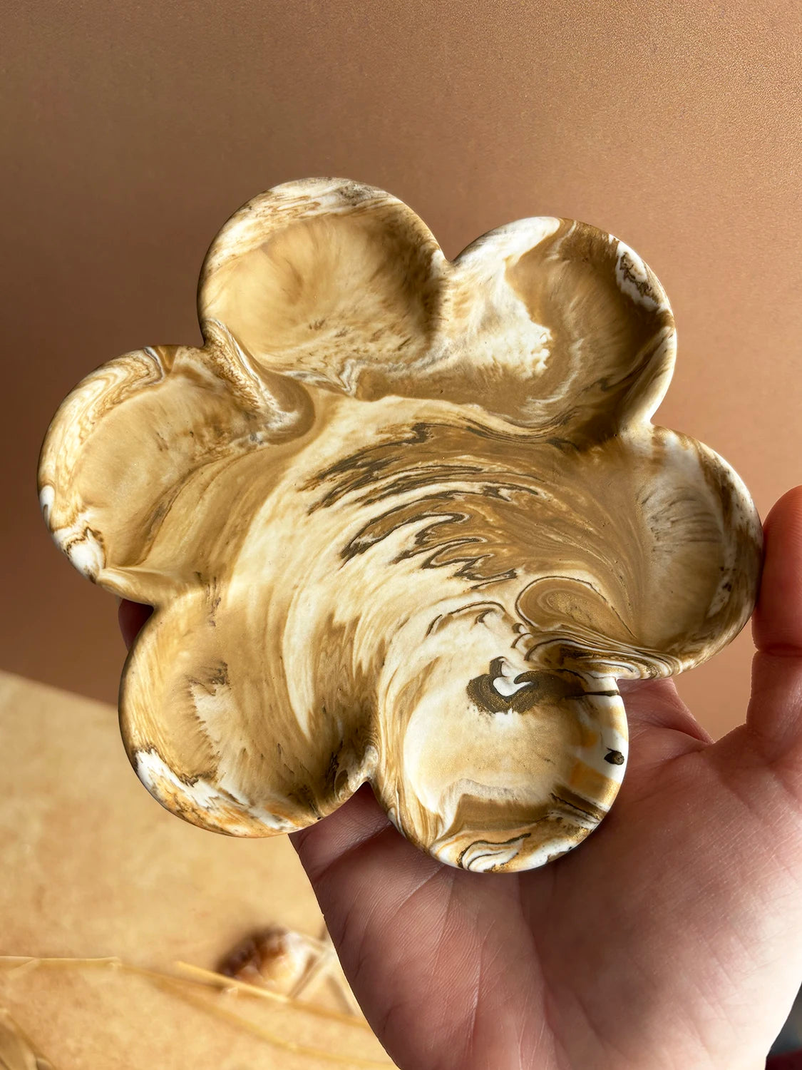Plateau à bijoux Fleur marbré (unique)