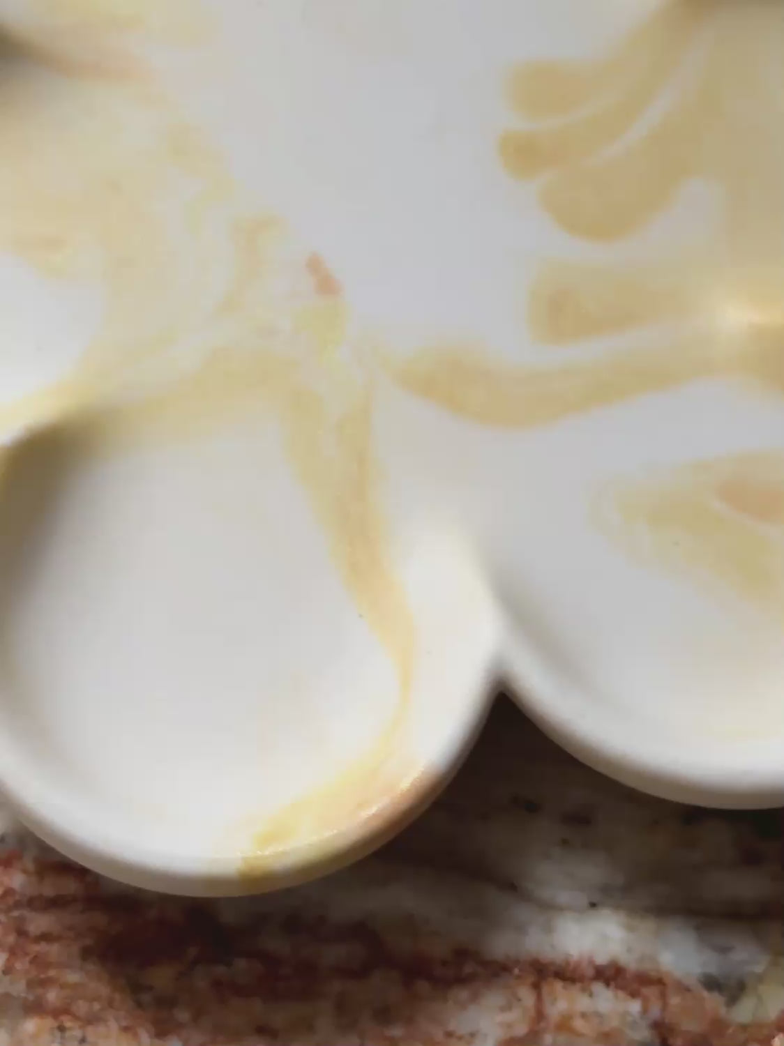 Plateau à bijoux Fleur – Série Phénix (or et jaune)