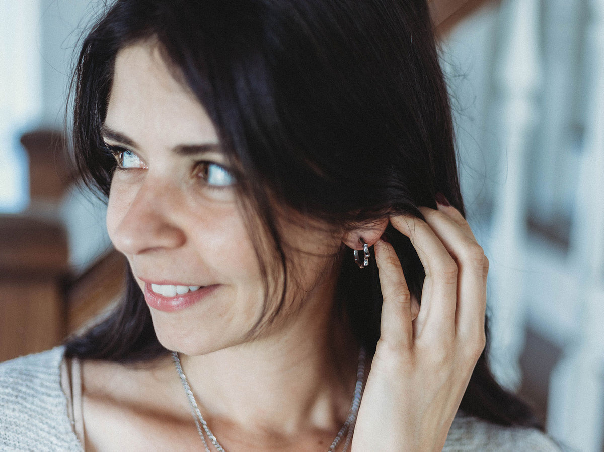 Clous d'oreilles Déesse