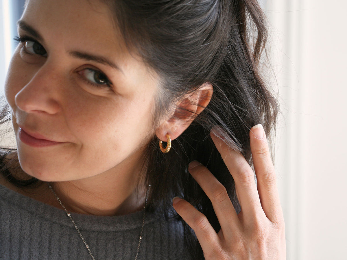 Clous d'oreilles Croissant de lune doré