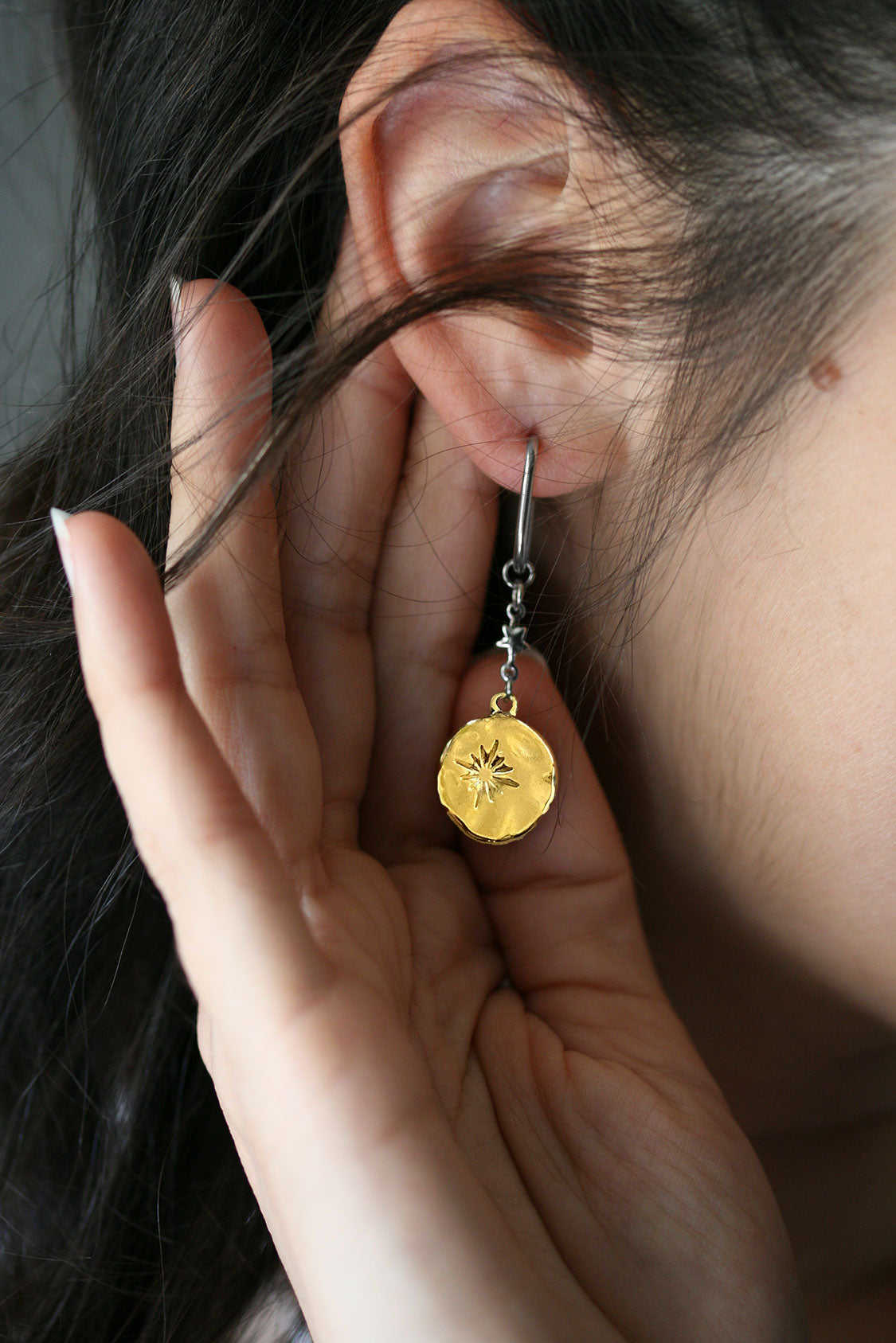 Clous d'oreilles Lueur